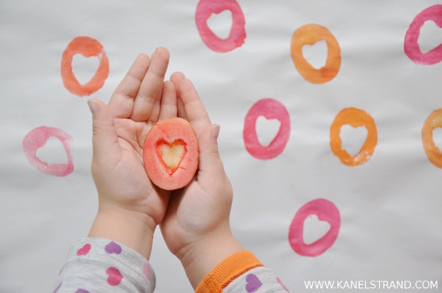 handmade gift paper project by kanelstrand, simple heart pattern